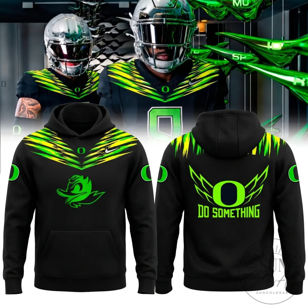 Oregon Ducks Football Team Mascot Logo Black Pullover Hoodie Oregon Ducks Football Team Mascot Logo Black Pullover Hoodie